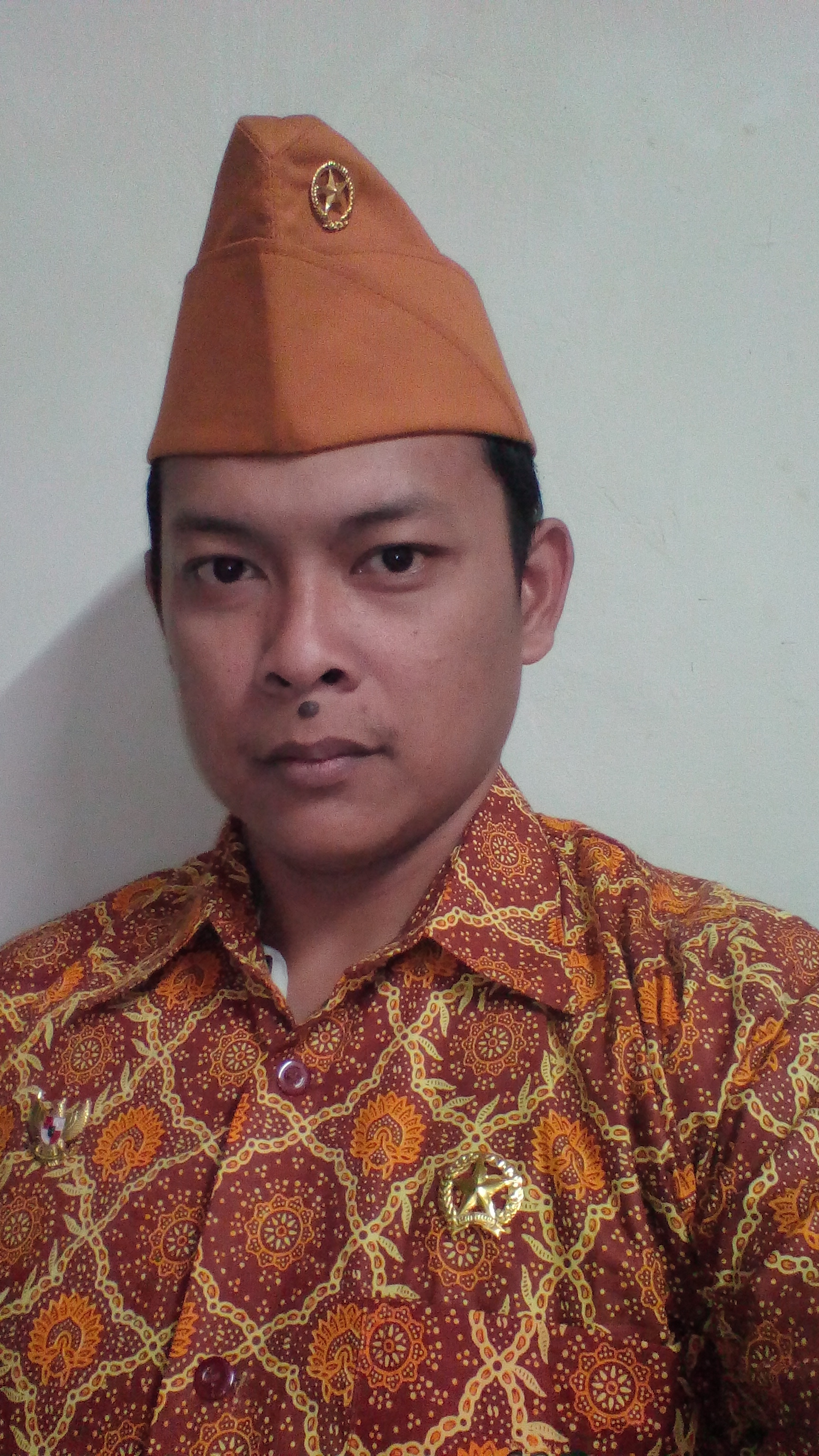 Ade Budiono