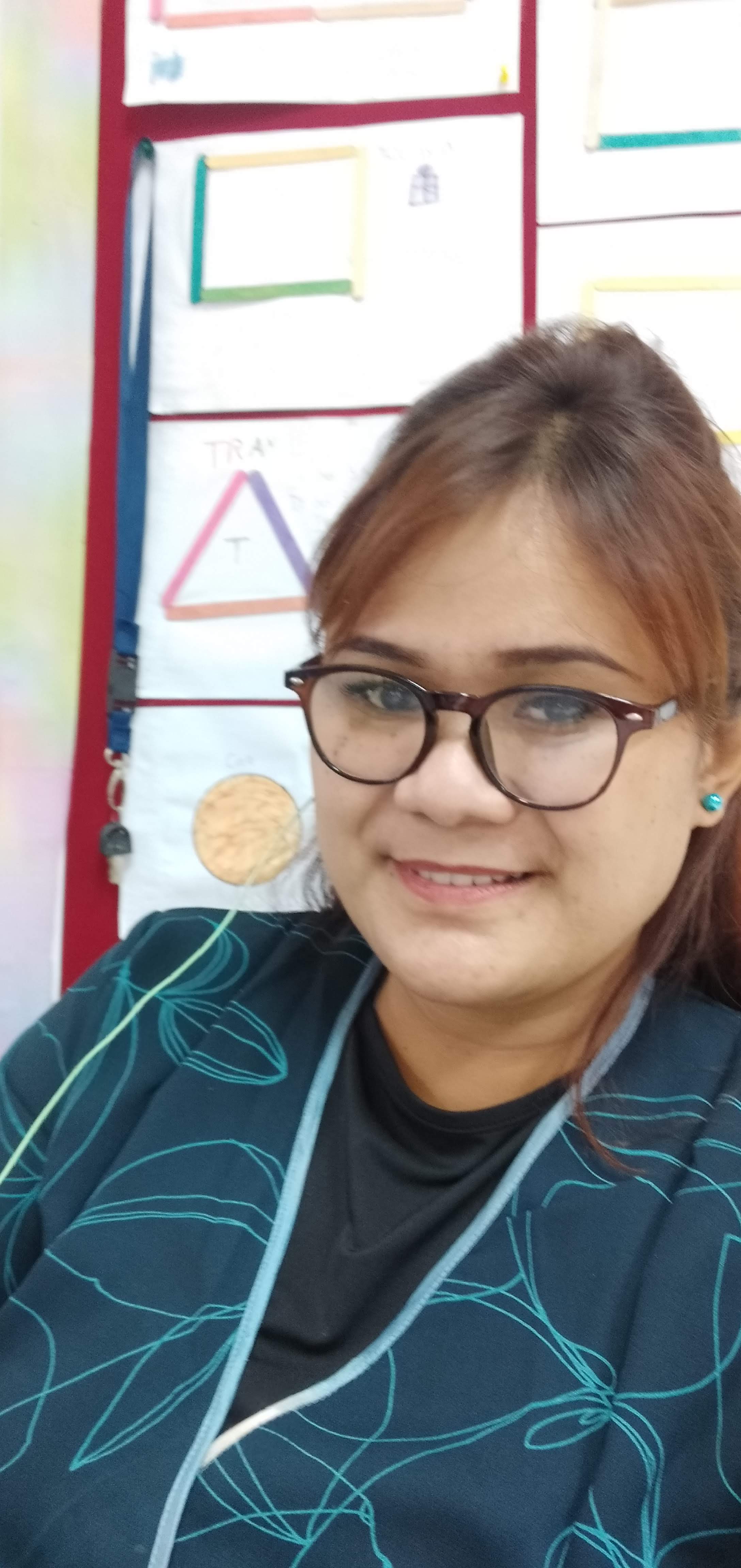 Srefanie Deni wihardani