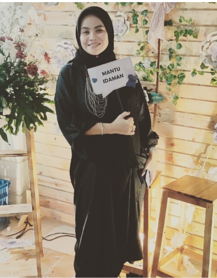 Renny hamiah wati 