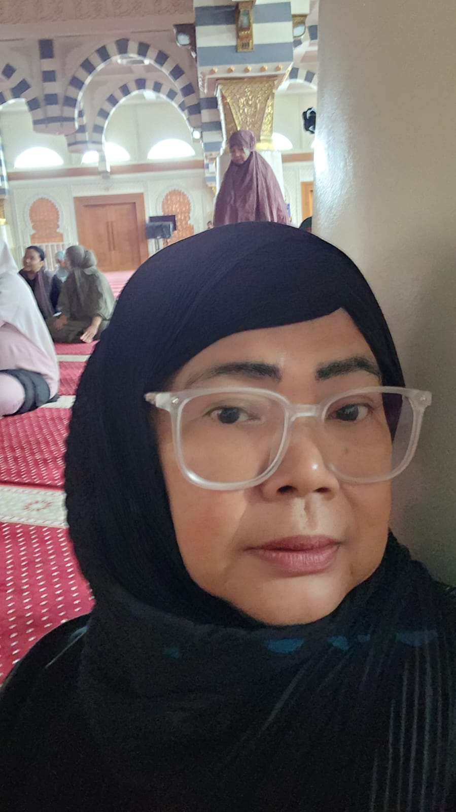 Elly Safrida
